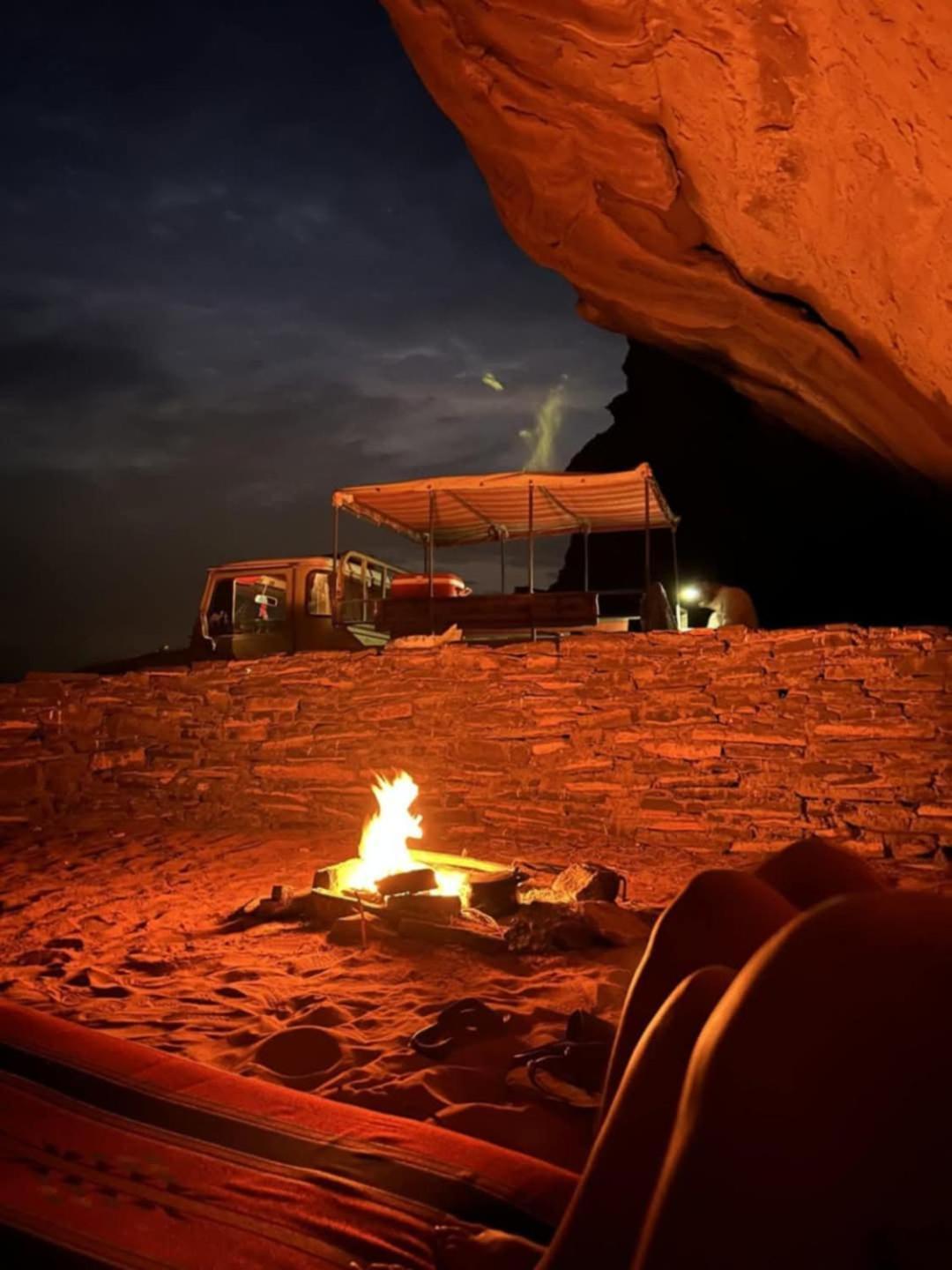 ホテル Wadi Rum Caeser Camp エクステリア 写真