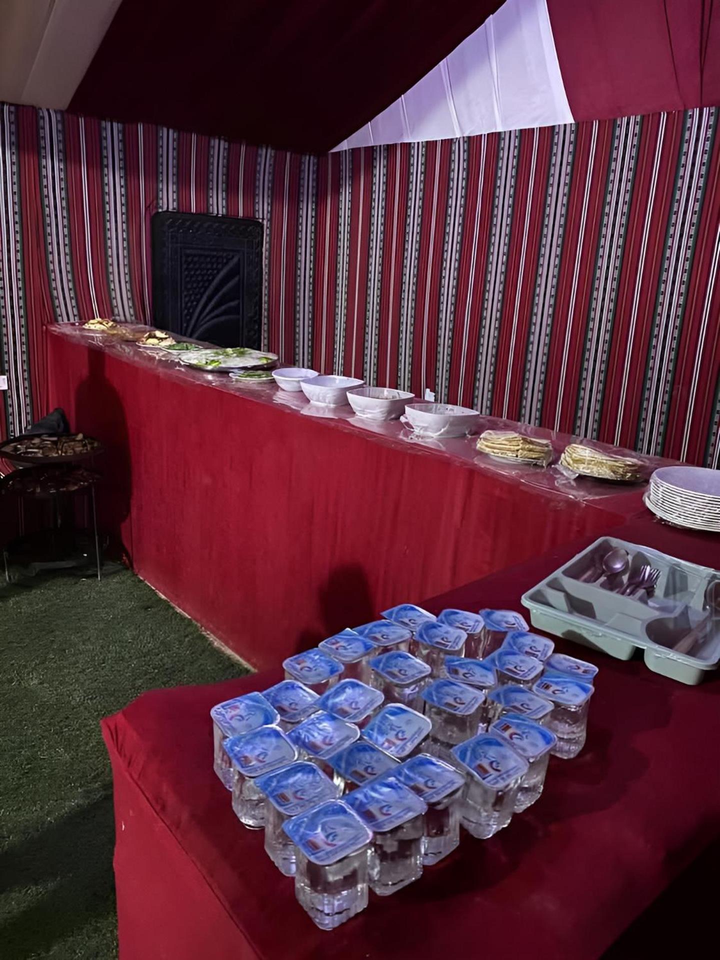 ホテル Wadi Rum Caeser Camp エクステリア 写真