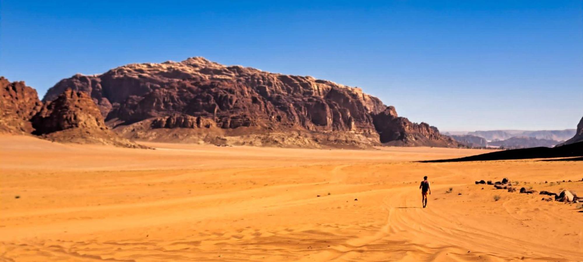 ホテル Wadi Rum Caeser Camp エクステリア 写真
