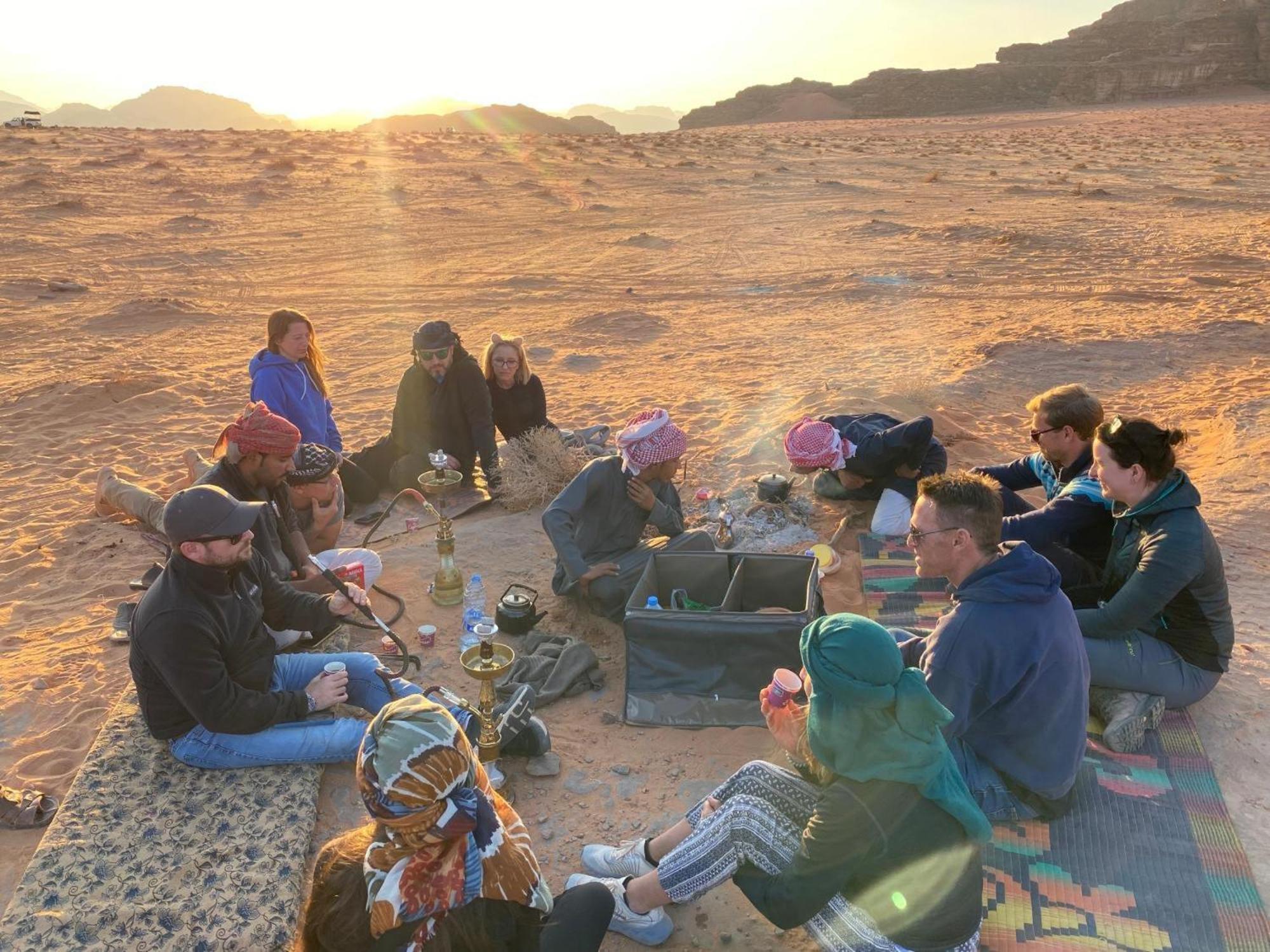 ホテル Wadi Rum Caeser Camp エクステリア 写真