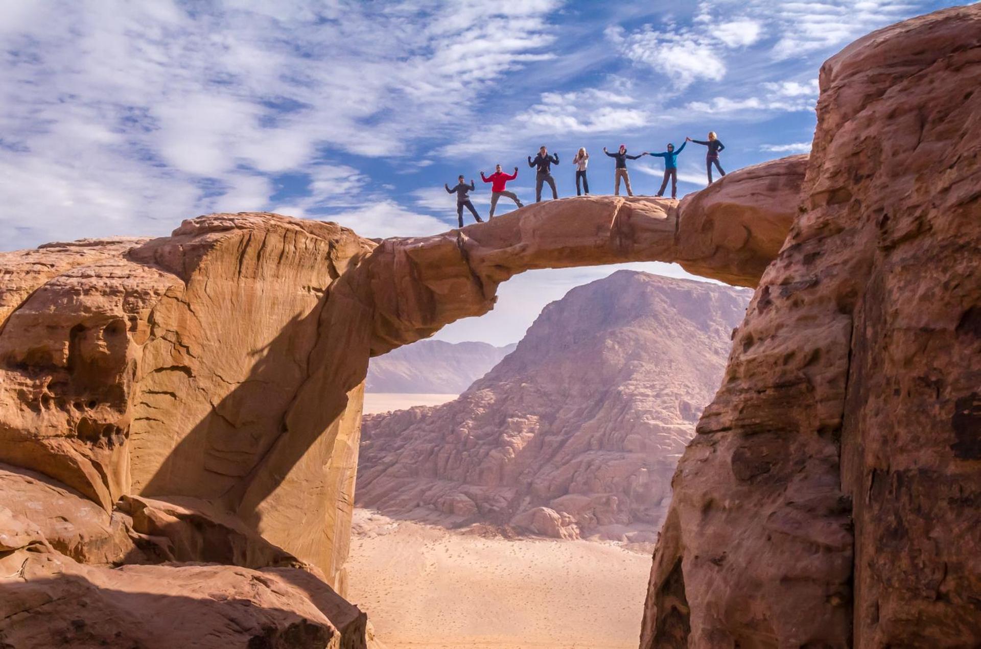 ホテル Wadi Rum Caeser Camp エクステリア 写真