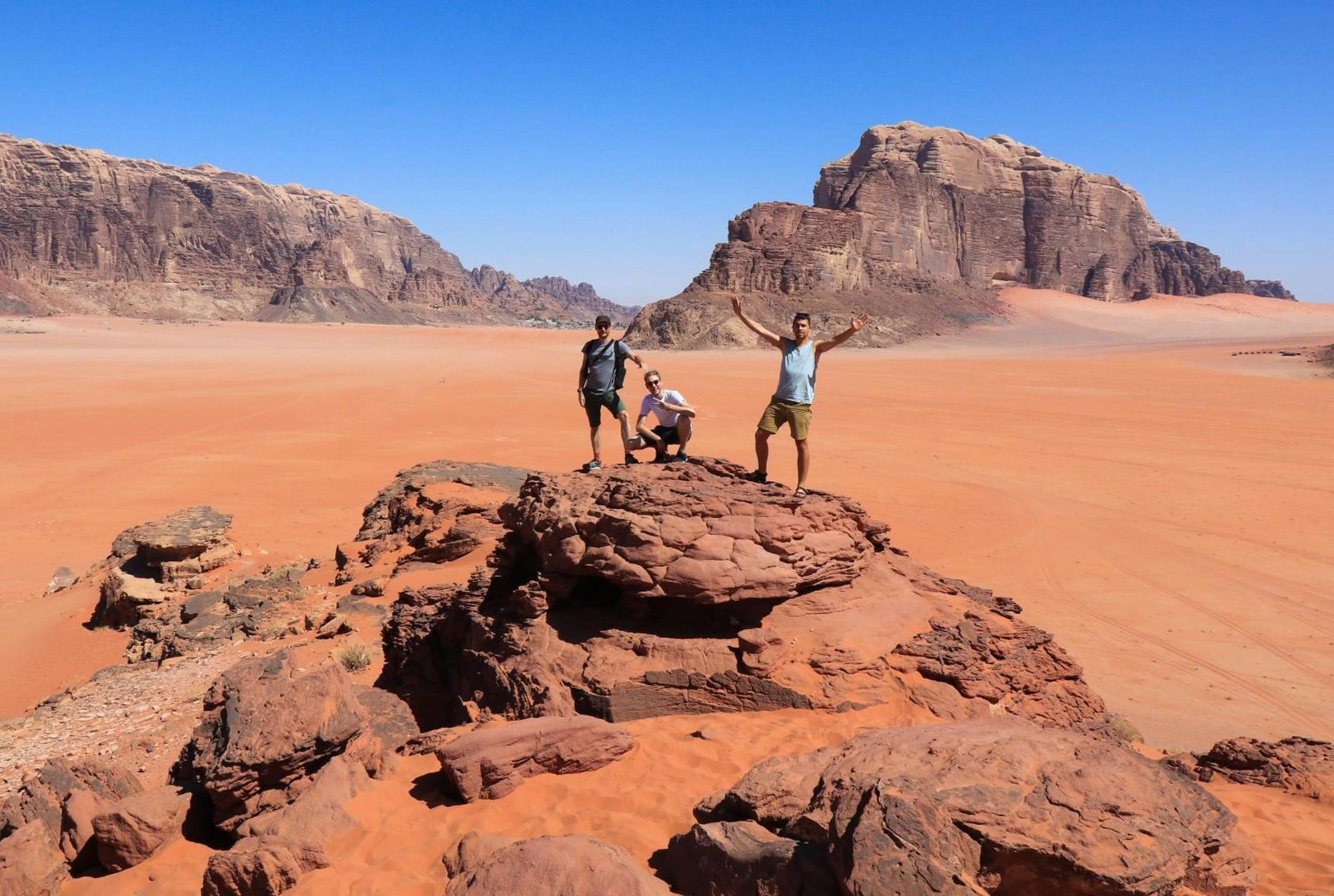 ホテル Wadi Rum Caeser Camp エクステリア 写真
