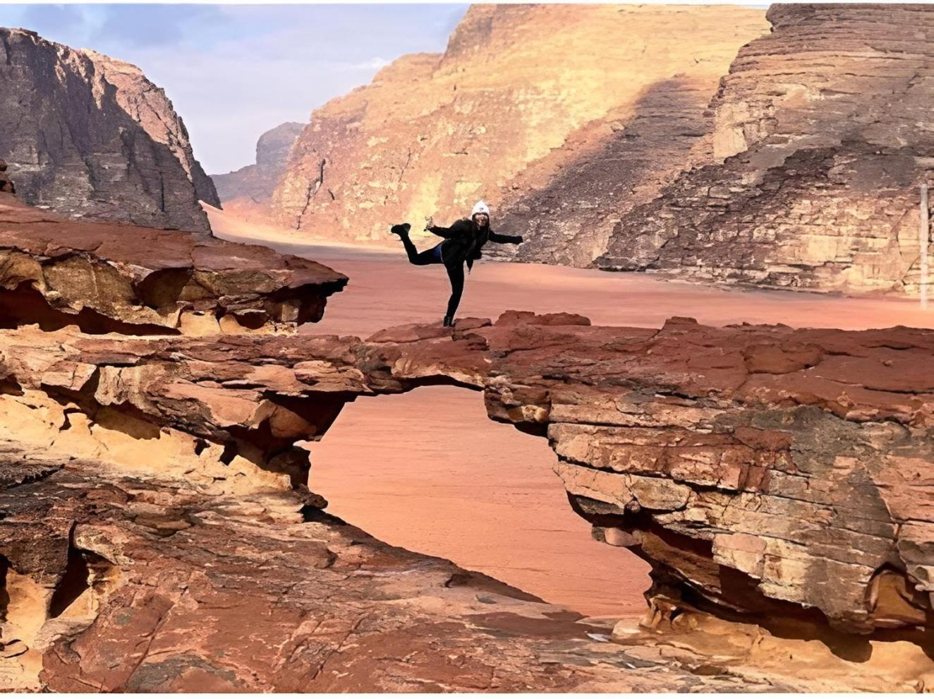 ホテル Wadi Rum Caeser Camp エクステリア 写真